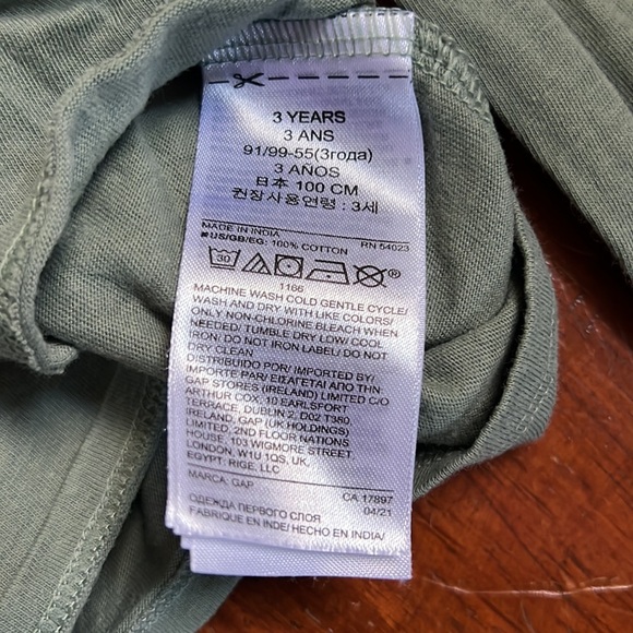 Baby gap playtime favorites 100% cotton tees - Picture 7 of 7